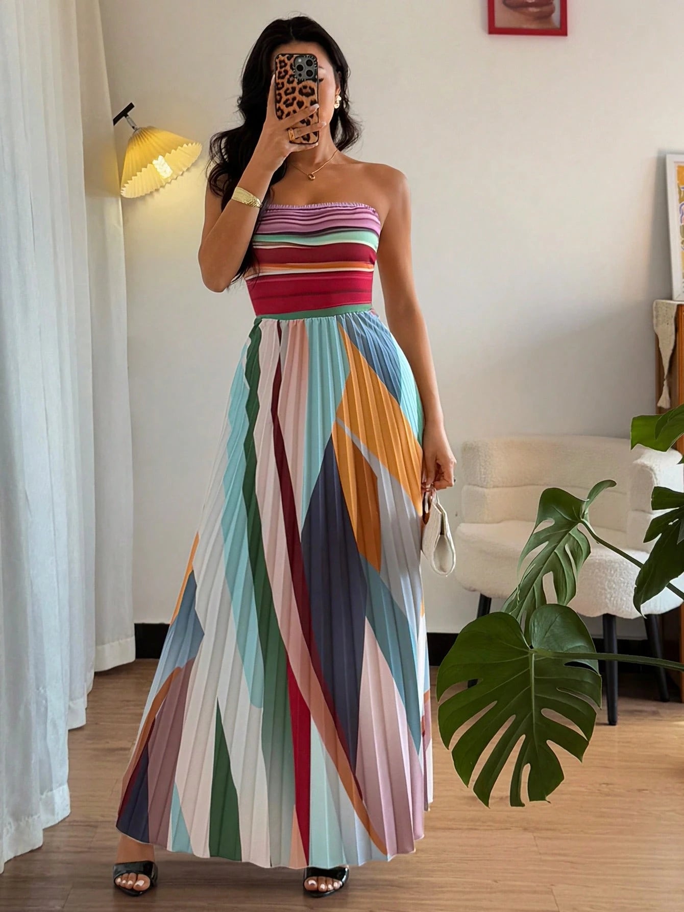 Vestido Tubinho Fashion com Design de Pregas na Cintura