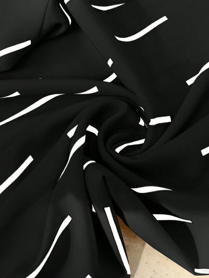 Conjunto Estampado em Toda a Extensão com Decote em V 