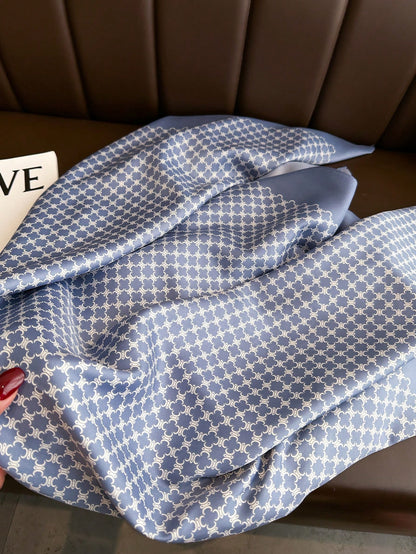 Lenço de Seda Quadrado com Estampa Listrada, Adequado para Uso Diário.