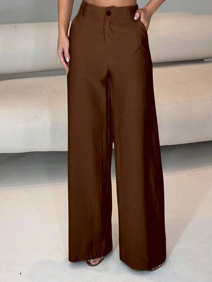 Calça pantalona com bolso