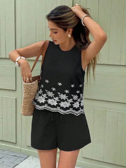 Conjunto Feminino Fernanza com Bordado Floral – Look Pronto e Estiloso para o Verão