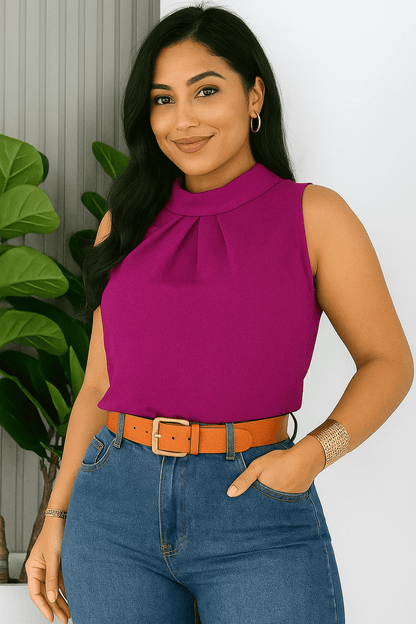 Blusa Social Feminina Elegante Sem Manga – Gola Alta e Detalhe Plissado