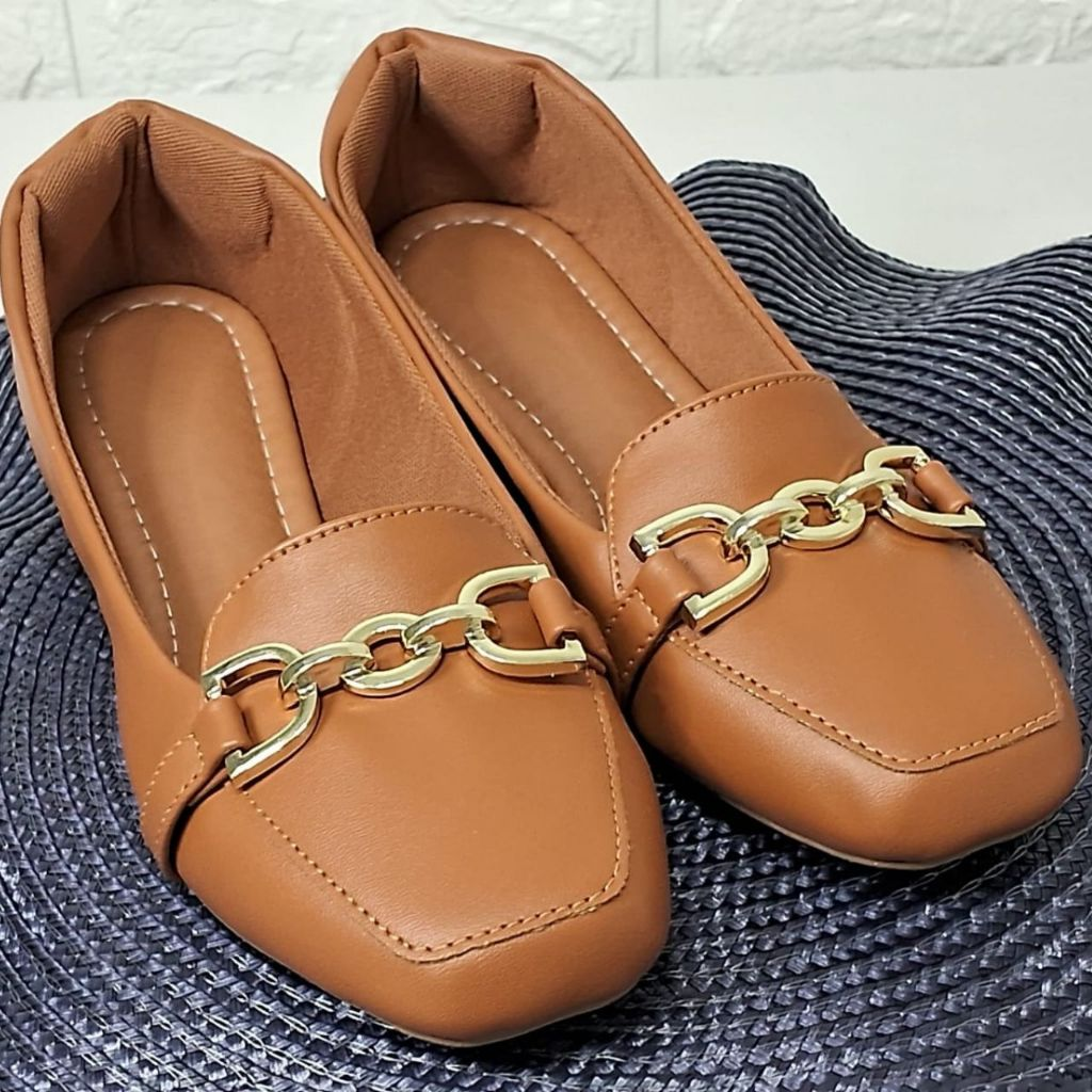Sapatilha Bico Quadrado Feminina Confortável Mocassim Casual Com Fivela