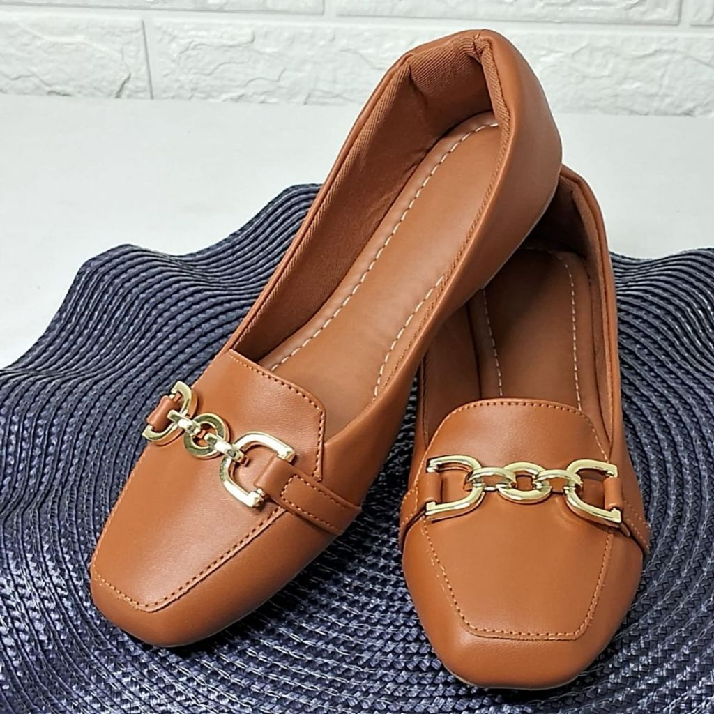 Sapatilha Bico Quadrado Feminina Confortável Mocassim Casual Com Fivela