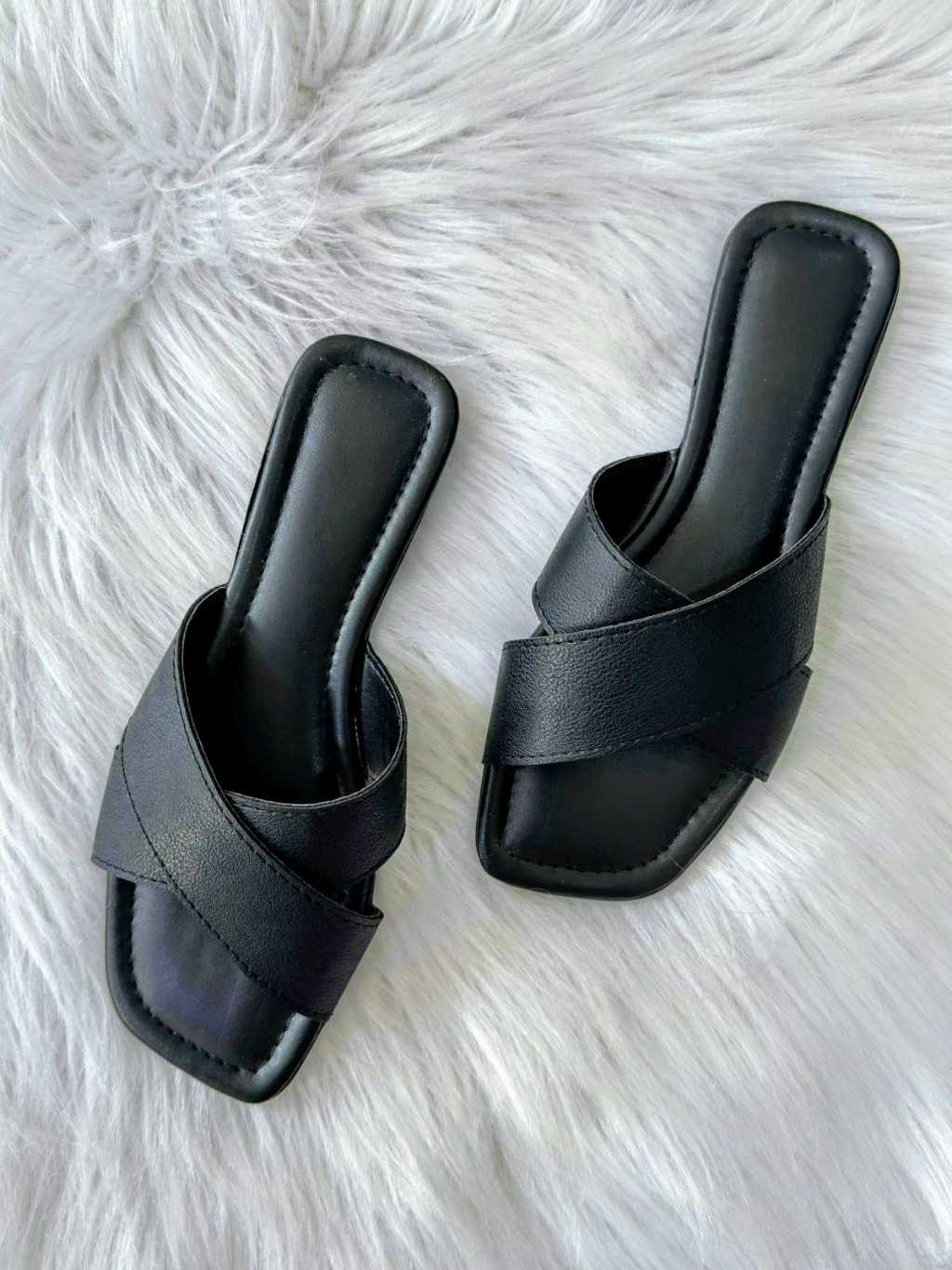 Sandália Rasteirinha Feminina com tiras cruzadas/ chinelo casual WA