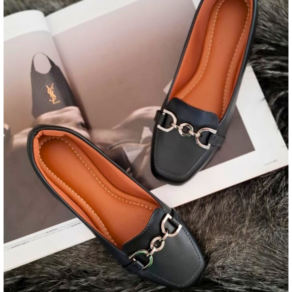 Sapatilha Bico Quadrado Feminina Confortável Mocassim Casual Com Fivela