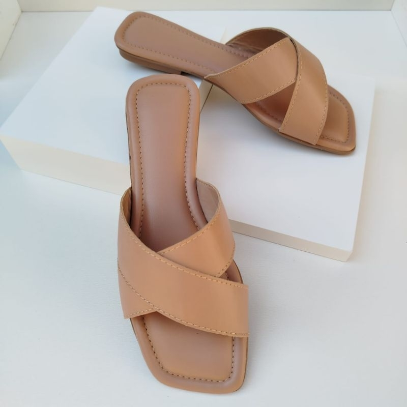 Sandália Rasteirinha Feminina com tiras cruzadas/ chinelo casual WA