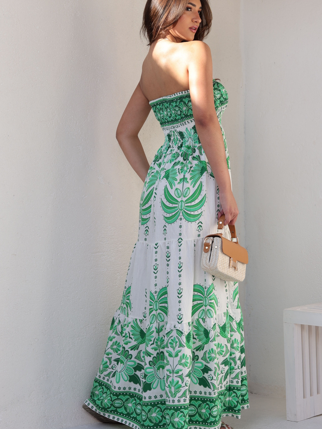 Vestido Longo Tomara que Caia Estampado Floral Tropical com Saia Rodada