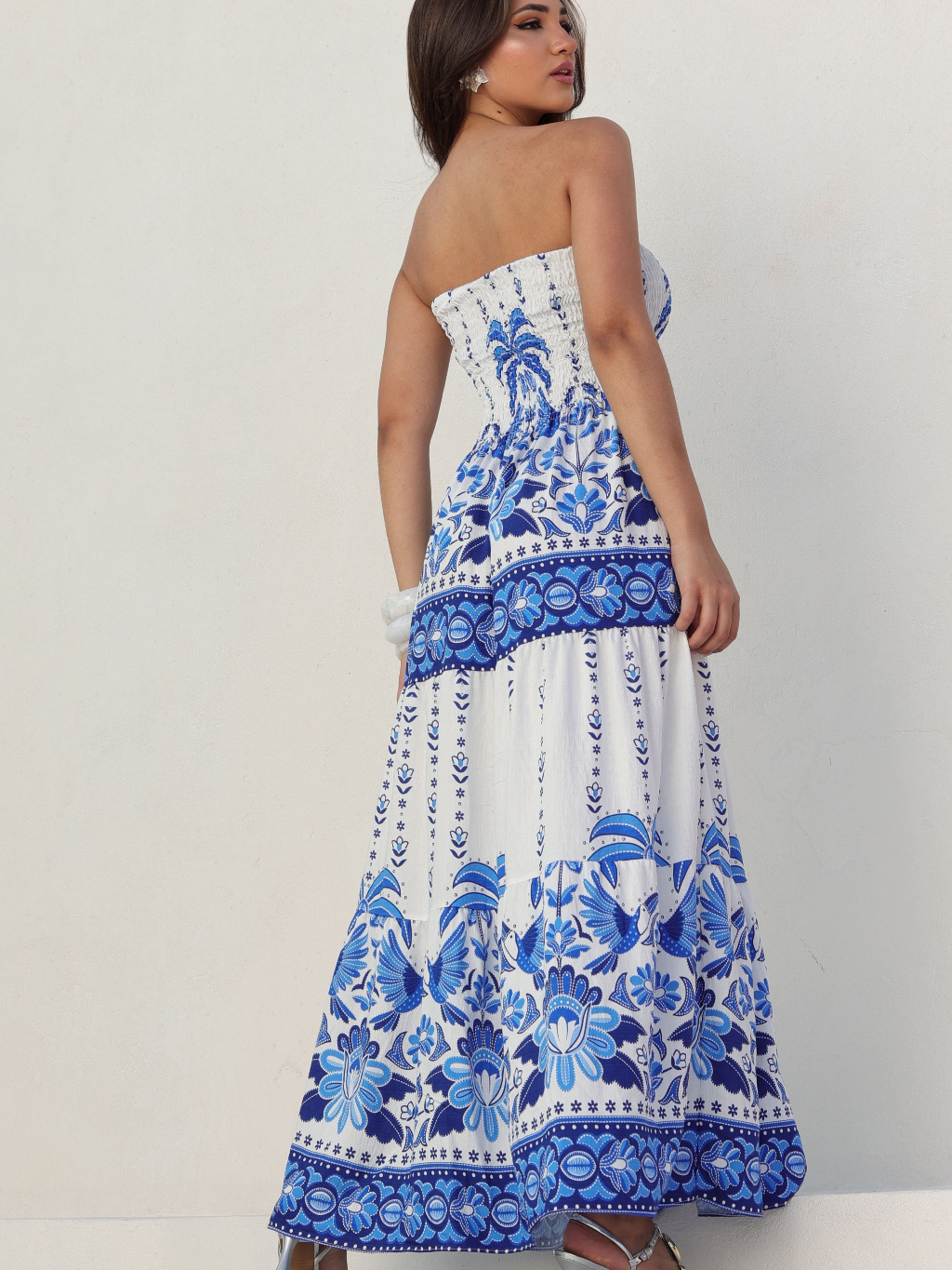 Vestido Longo Tomara que Caia Estampado Floral Tropical com Saia Rodada