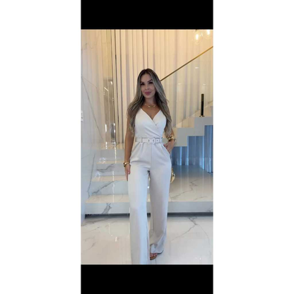 Macacão Feminino Alfaiataria com Bojo Alças Ajustáveis Moda Premium